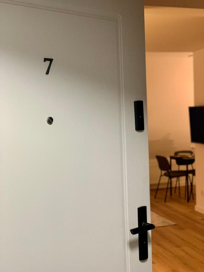 Hotel, Apartament Pod Zlotym Lwem W Samym Centrum Miasta Z Darmowym Parkingiem VII Kłodzko Buitenkant foto